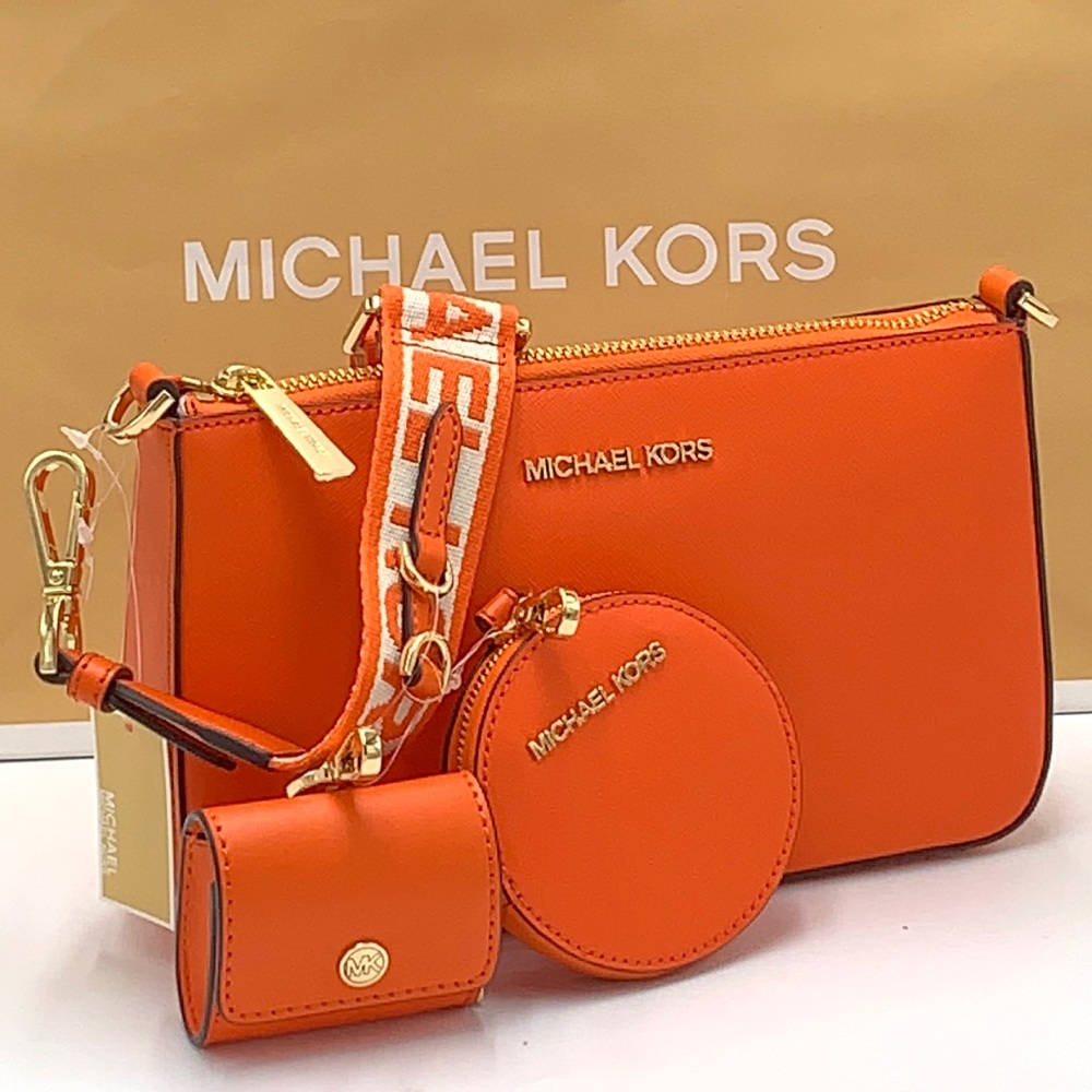 Michael Kors Jet Set Travel Small Shoulder Crossbody Bag With Tech Attchd